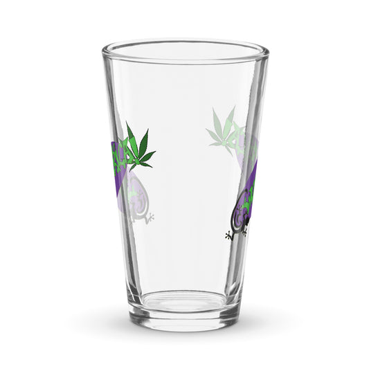 Shaker pint glass